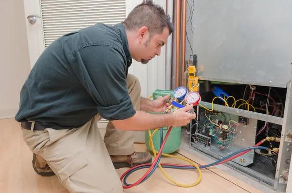 Experienced AC Maintenance Vero Beach Technicians