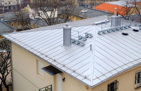 Best Gutter Cleaning Services for Residential Properties